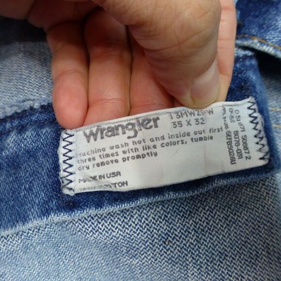 Wrangler Men's Straight Jeans - Blue - Picture 5 of 11